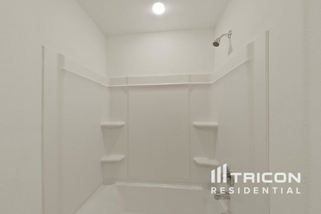 Foto del edificio - 1640 Baugh St