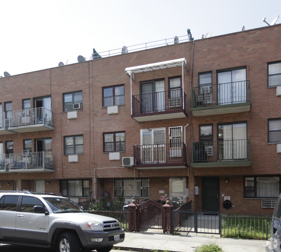 Primary Photo - 34-39 9th St
