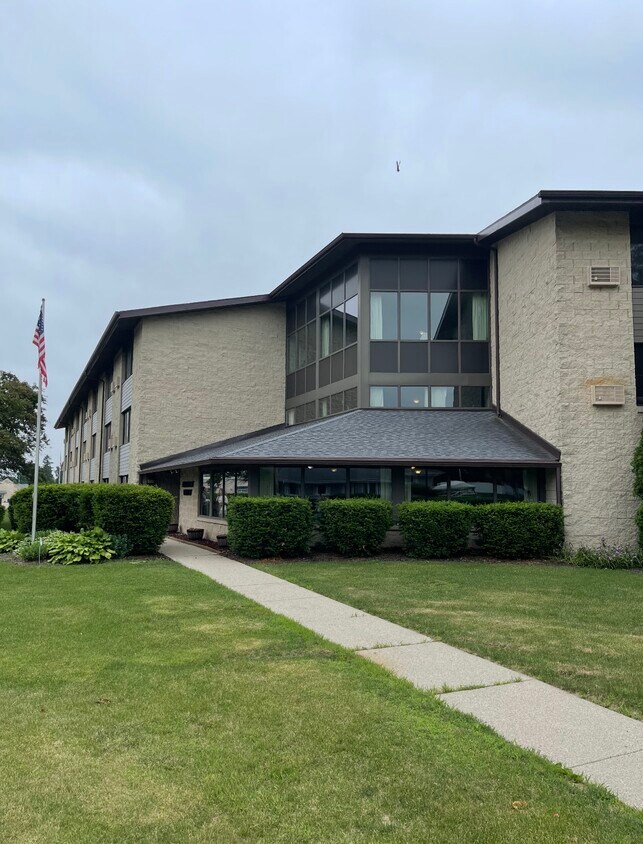 Foto principal - N90W17421 St Francis Dr