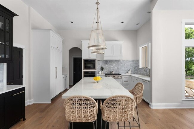 Foto del edificio - 12532 Triple Creek Dr