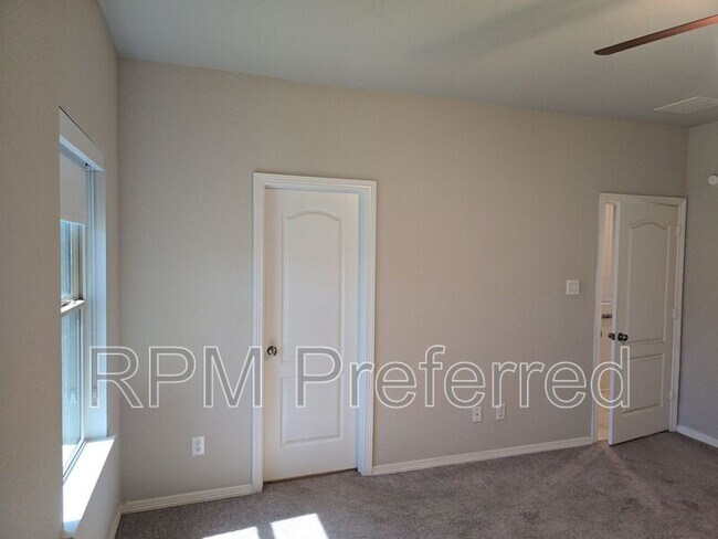 Foto del edificio - 20018 Northpark Oak Ln