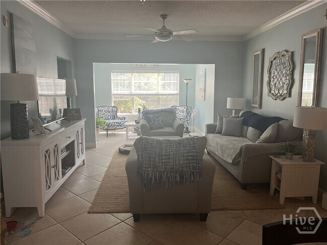 Foto del edificio - 2208 Walden Park Dr
