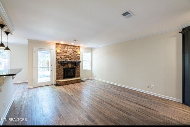Foto del edificio - 7709 Wilmington Dr