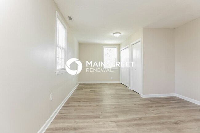 Building Photo - 3 Bedroom Pet-Friendly Home in Gallatin, TN with Main Street Renewal