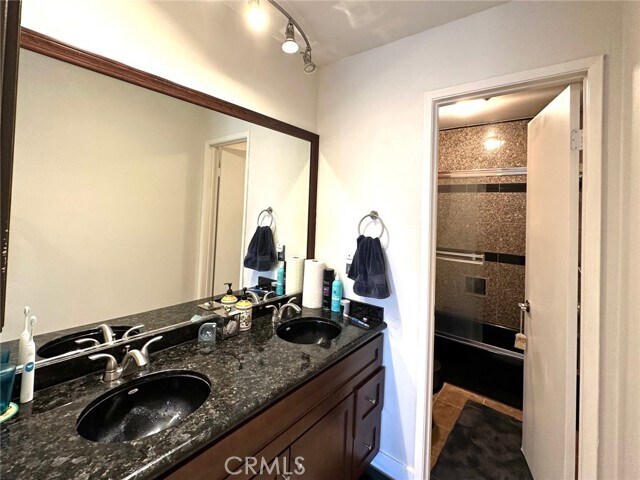 Building Photo - 1940 Highland Ave