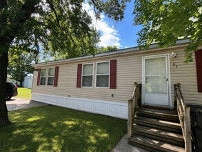 Building Photo - 67 Dunlap Cir
