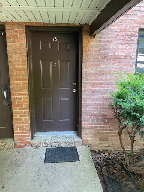 Building Photo - 3453 Evergreen Rd