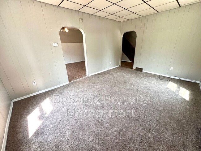 Foto del edificio - 17 N Cedar St