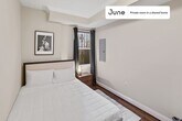 Foto principal - Private bedroom in 3 bed/2.5 bath Home