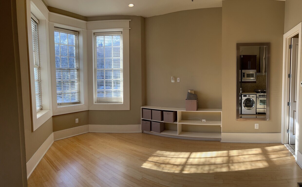 Primary Photo - 1815 19th St NW