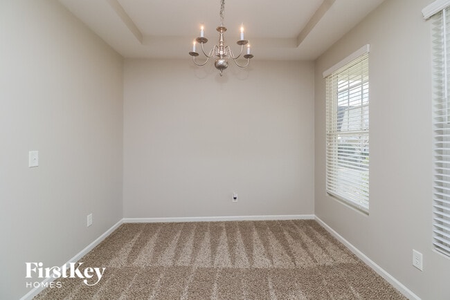 Foto del edificio - 10302 Cochran Ridge Ave