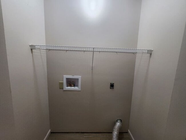 Foto del edificio - 2 Bedroom Duplex - *Pets Welcome!