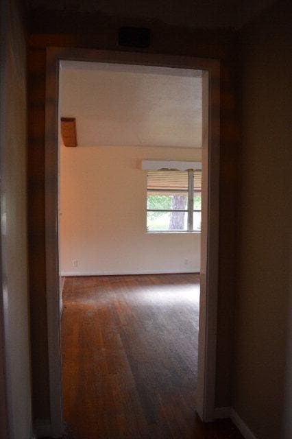 Building Photo - 105 College Avenue