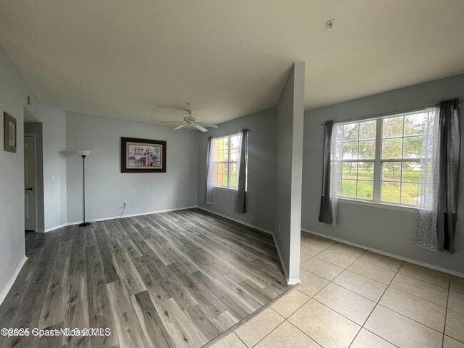 Building Photo - 5692 Star Rush Dr