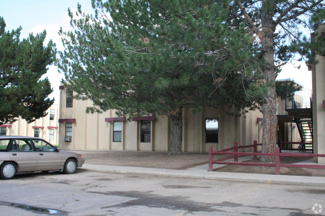 Building Photo - Pine Meadows Apartments