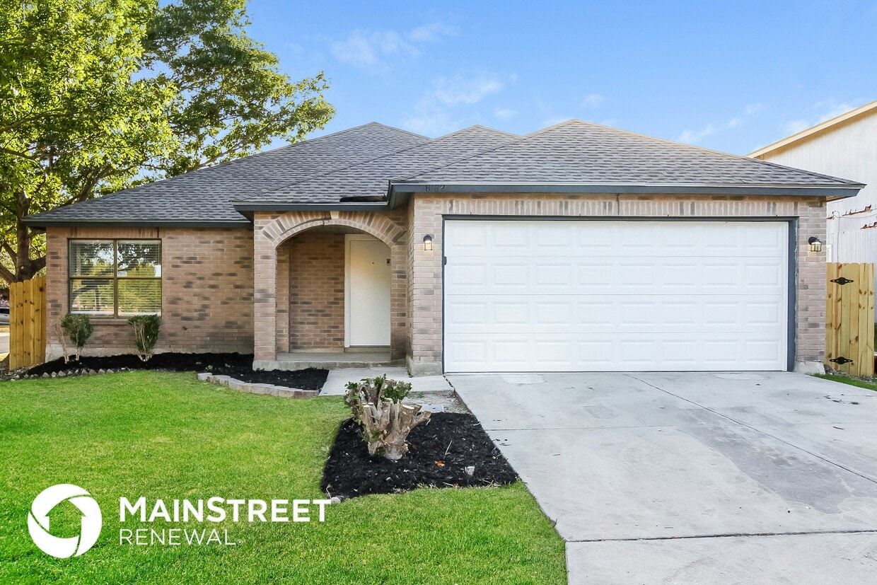 Foto principal - 8182 Cheryl Meadow Dr