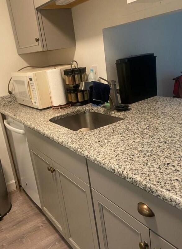 Foto del edificio - 9 Clinton Ct