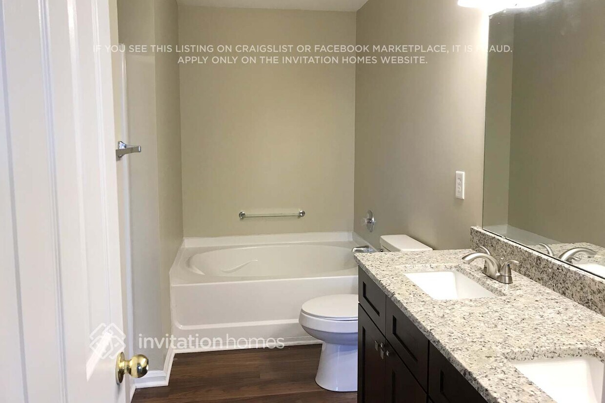 Building Photo - 1736 Larne Cir