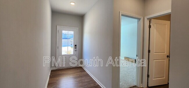 Foto del edificio - 7124 Timberland Trl