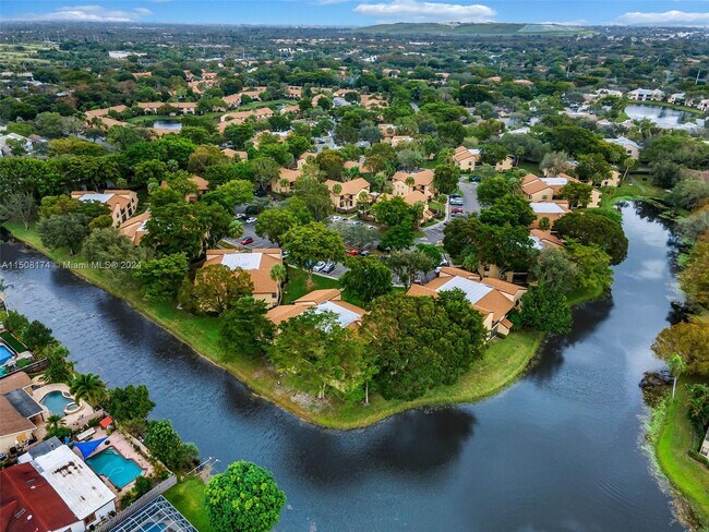Foto del edificio - 3763 Cocoplum Cir