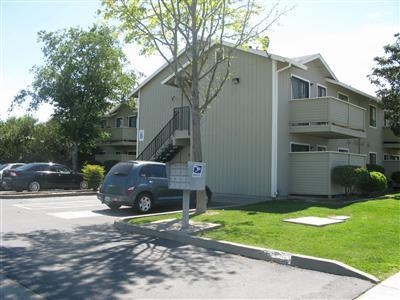  - 208 Grant Ave