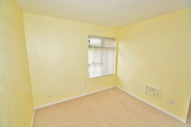 Foto del edificio - 432 Edgehill Ln
