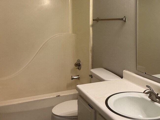 Foto del edificio - 289 Greenfield Dr