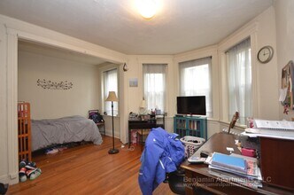 Building Photo - 1191 Boylston St