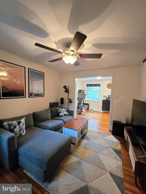 Foto del edificio - 3444 Tilden St