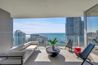 Building Photo - 300 Biscayne Blvd Way
