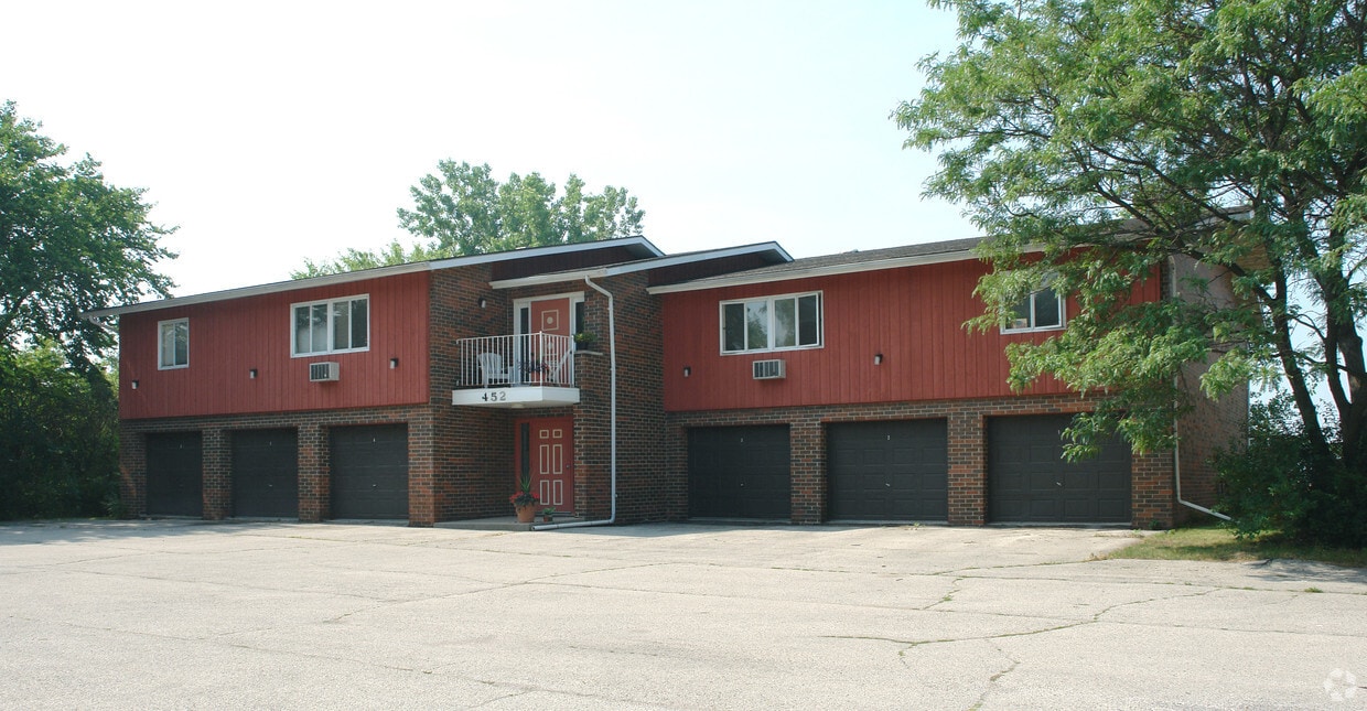 450454 St Bernard Dr, De Pere, WI 54115 Apartments in De Pere, WI