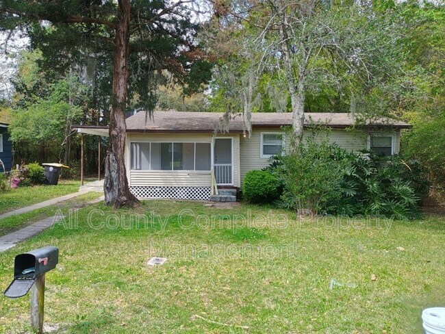 Foto del edificio - 9348 Culpeper Ave