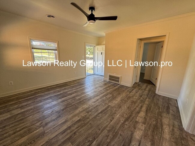 Foto del edificio - Updated, Cozy Two Bedroom Home in Wasena!