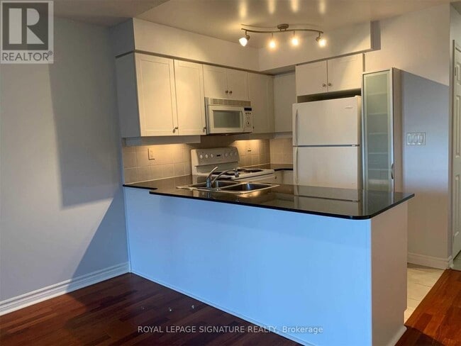 Building Photo - 19 Barberry Pl