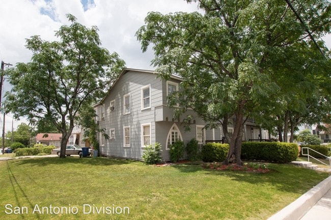 Building Photo - 726-726 E Grayson St