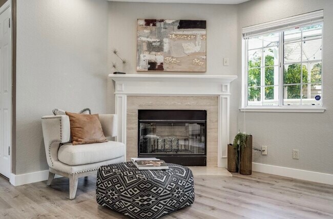 Building Photo - 1067 Almaden Village Ln