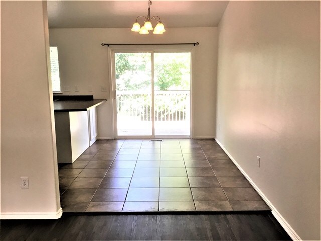 Building Photo - 2292 W 2075 N