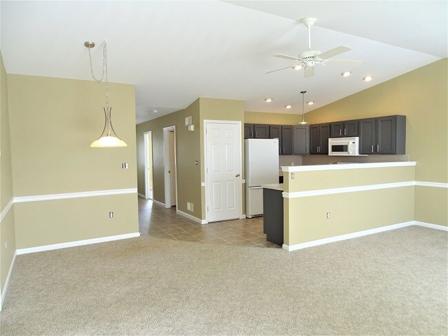 Building Photo - 4144 Green Park Dr