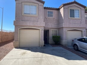 Building Photo - 1921 Summerville St