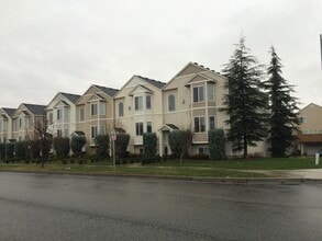 Building Photo - 7806 Quadra Dr