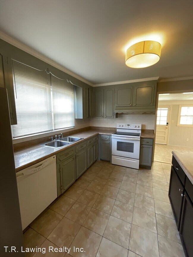 Building Photo - 3 br, 2 bath House - 1614 Wensley Drive