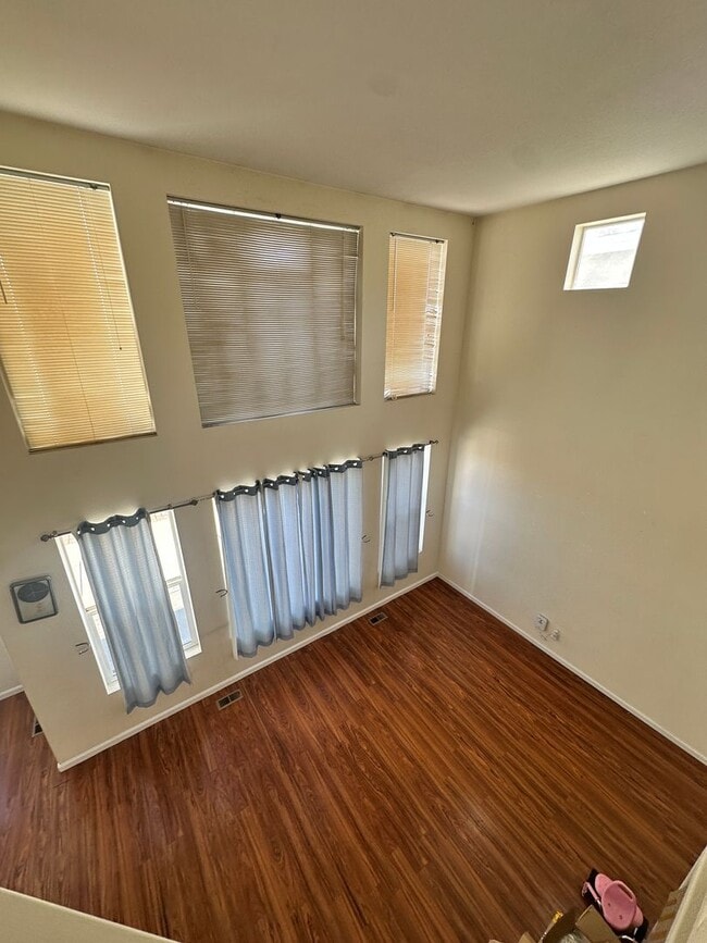 Building Photo - 3 bedroom single family home for rent in Thornton!