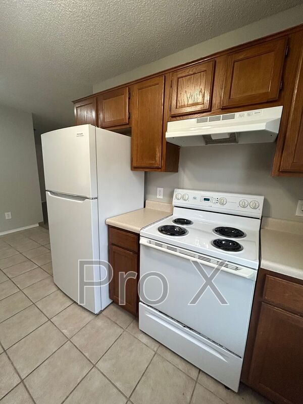 Foto del edificio - 3300 SW Landau Ct