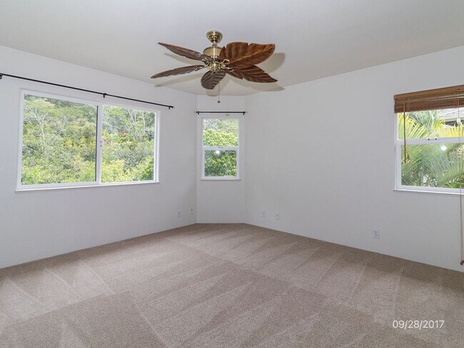 Building Photo - RARELY AVAILABLE 4 BR & 2.5BA in MILILANI ...