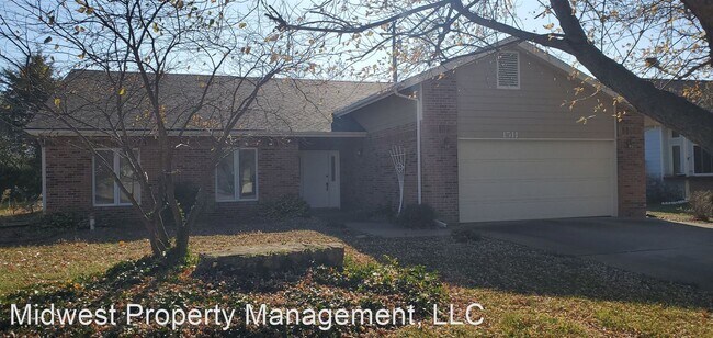 Building Photo - 3 br, 2 bath House - 1511 S Azalea Dr