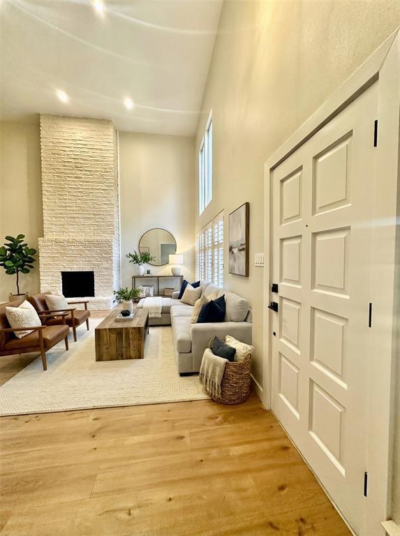 Foto del edificio - 8111 Middle Ct