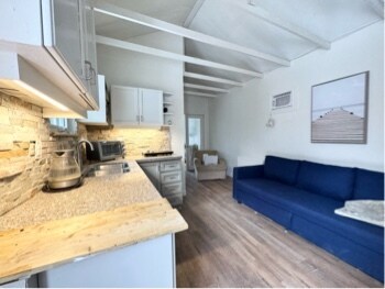 Photo du bâtiment - 1 BED - 1 BATH - ETOBICOKE - MAIN UNIT