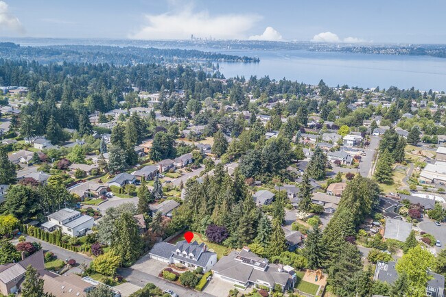 Building Photo - 6119 114th Ave NE