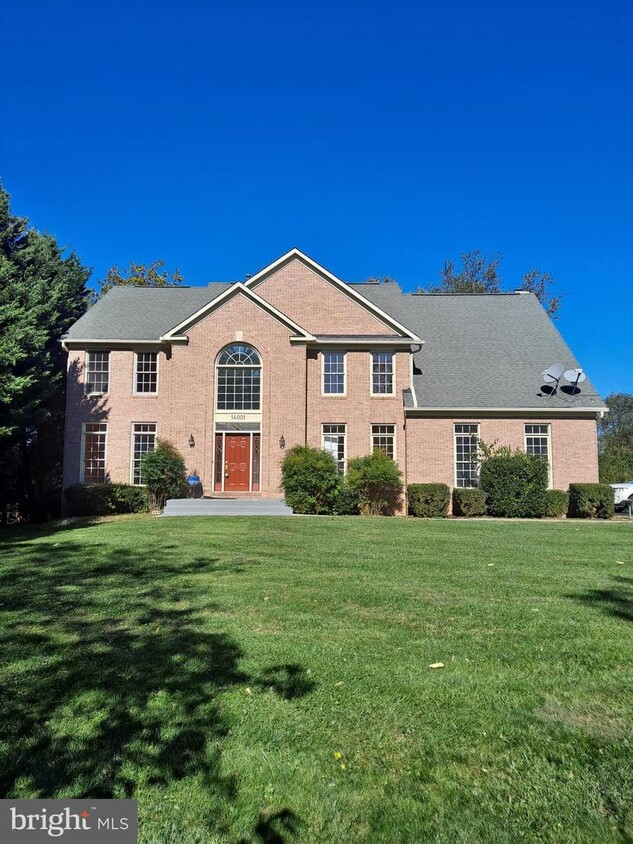 Primary Photo - 14001 Darnestown Rd