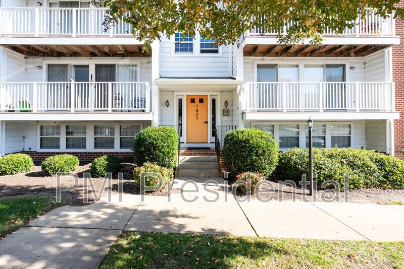 Primary Photo - 7600 Portadown Ct